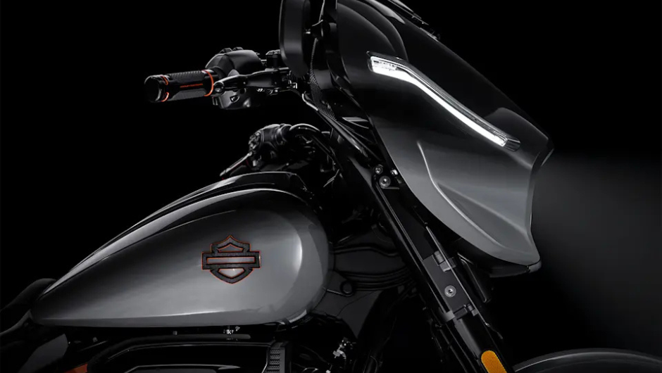 CVO™ Street Glide™ 2025